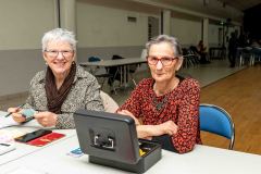 61-Quimporte-le-Flocon-Laccueil-Francoise-et-Marie-The